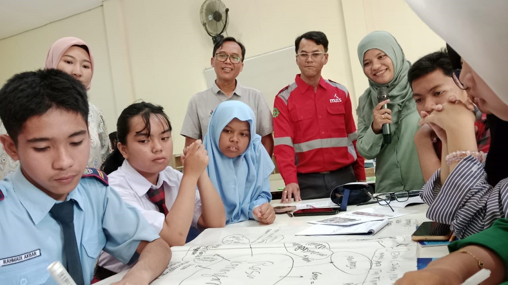 Dorong Generasi Muda Mencintai Kearifan Lokal, PT MAS Lahat Gelar Workshop Menulis Cerita Pendek