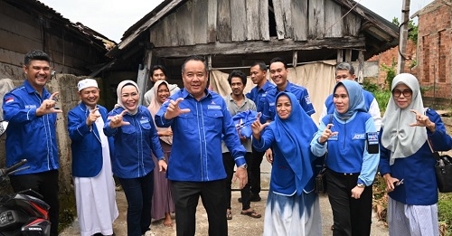 Partai Demokrat Sumsel Salurkan Bantuan Paket Sembako dan Santunan di Ponpes Khazana Kebajikan Palembang