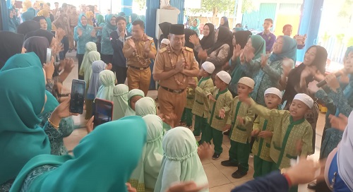 Selamat, Lebak Budi Mewakili Kecamatan Merapi Barat Dalam Lomba Desa Tingkat Kabupaten Lahat