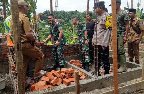 Danrem 004/Gapo Didampingi Dandim 0405/Lahat Kunjungi MTs Desa Sukacinta