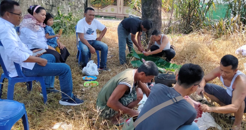 Asyik Wartawan Lahat Makan Daging Kambing Lebaran ini, Lili : Pacak Nyate Kite