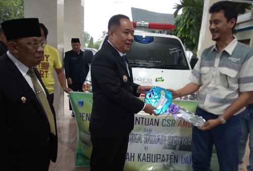 Pemda Lahat Dapat Bantuan Satu Unit Mobil Ambulance dari Perusahaan Tambang Batubara