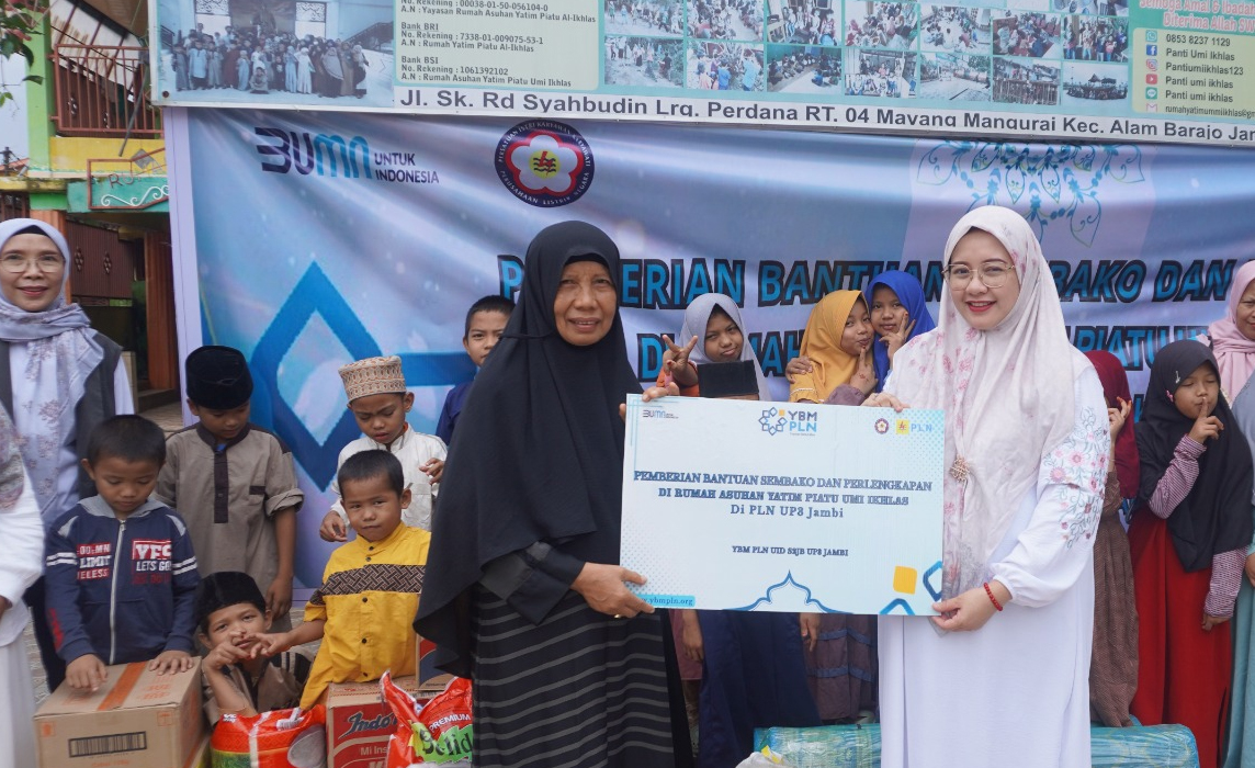 YBM PLN Jambi Berbagi Kebahagiaan Jelang Ramadhan di Rumah Asuhan Umi Ikhlas dan Yayasan Teratai Jaya