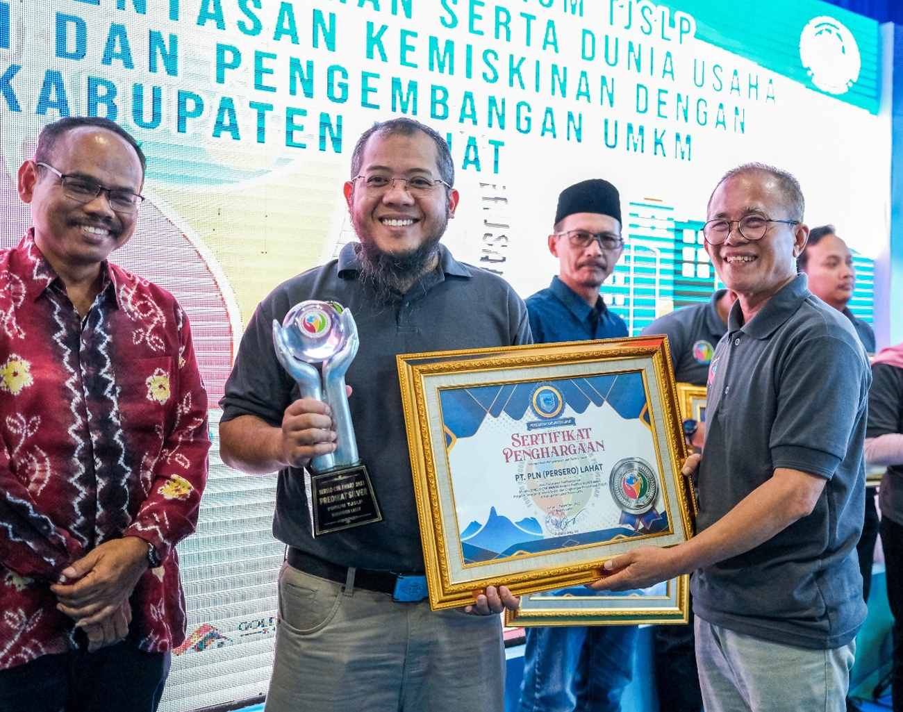 PLN UP3 Lahat Kembali Sabet Serelo CSR Award 2023