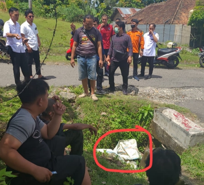 Aroma Bau Menyengat Jadi Petunjuk Islani Temukan Anaknya Ade Firmansyah