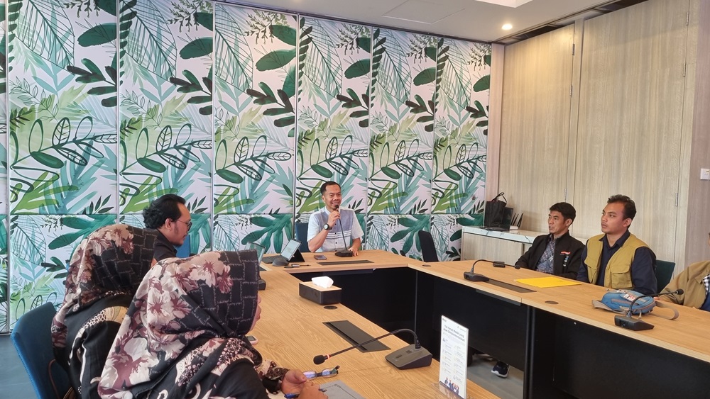 Dari Seresah Jadi Berkah-Langkah PTBA Wujudkan Ekonomi Sirkular di Desa Binaan