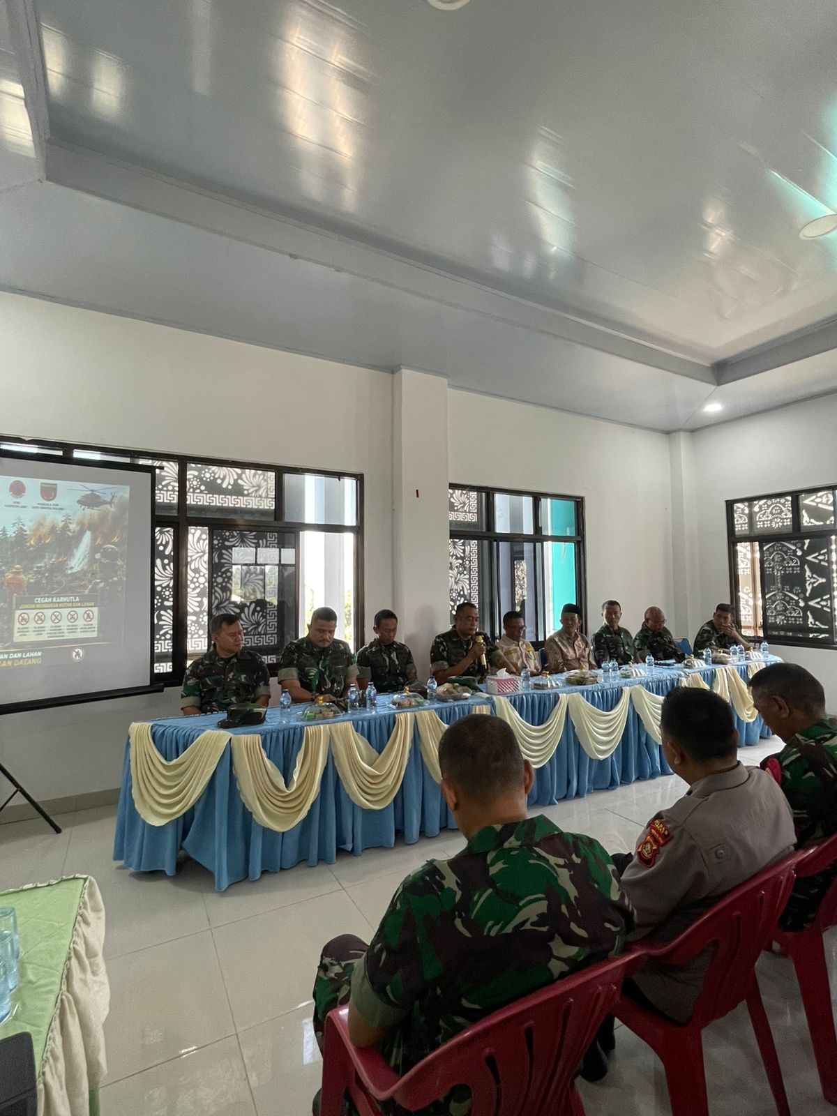 Dandim 0405/Lahat Dampingi Tim Mabes TNI Sosialisasikan Pencegahan Karhutla di Kota Agung