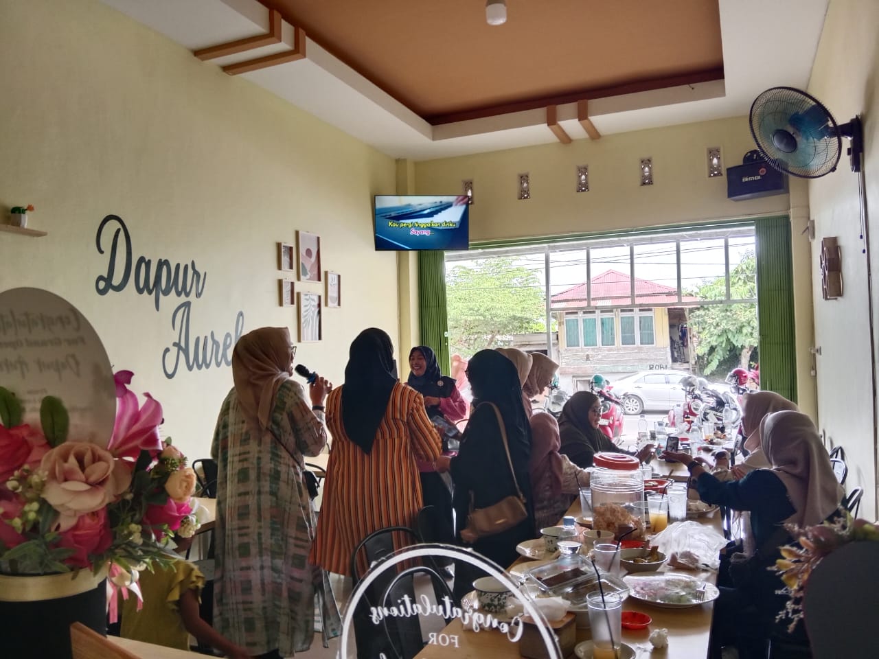 Dapur Aurel Sajikan Menu Spesial, Selera Masakan Jeme Dusun