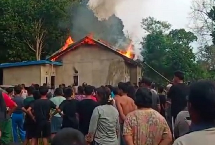 Rumah Anak Yatim Hangus Terbakar di Tanjung Aur Ibunya Menikah Lagi