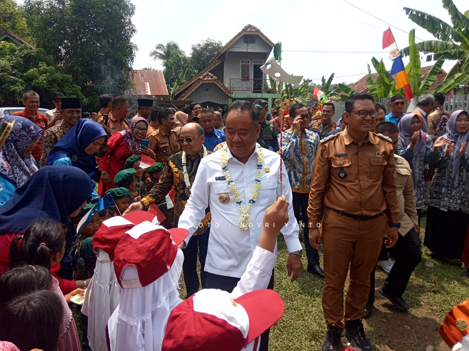 Disambut Bahagia Ribuan Masyarakat Merapi Area, Bupati Lahat H Cik Ujang SH Sampaikan ini