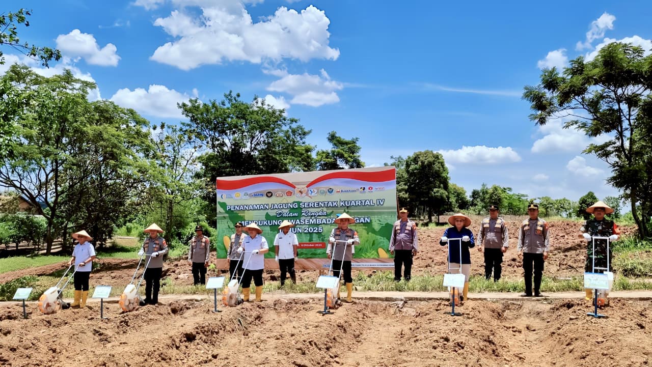 PTBA - Polres Muara Enim Kolaborasi Wujudkan Ketahanan Pangan Melalui Program Penanaman Jagung