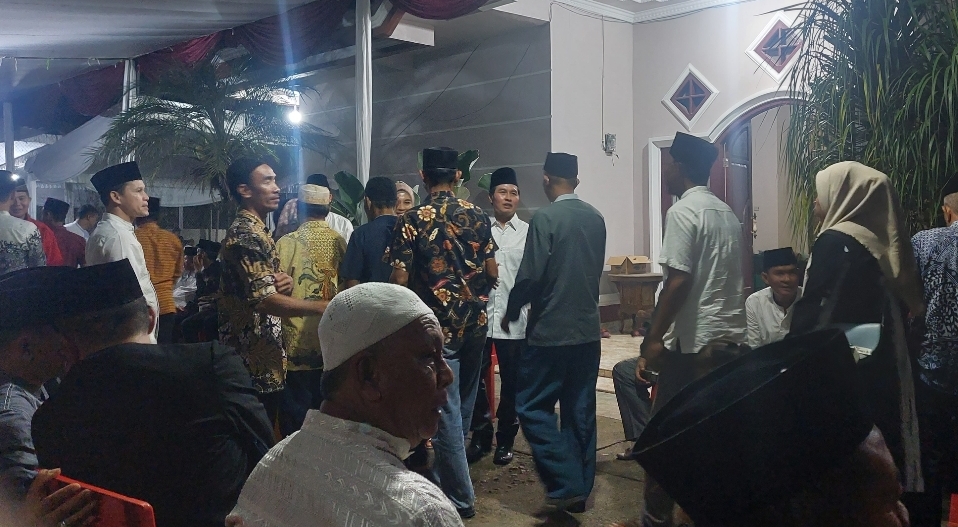 Mengenang Tiga Hari, Ribuan Masyarakat Padati Kediaman Almarhum Ferry Maulana