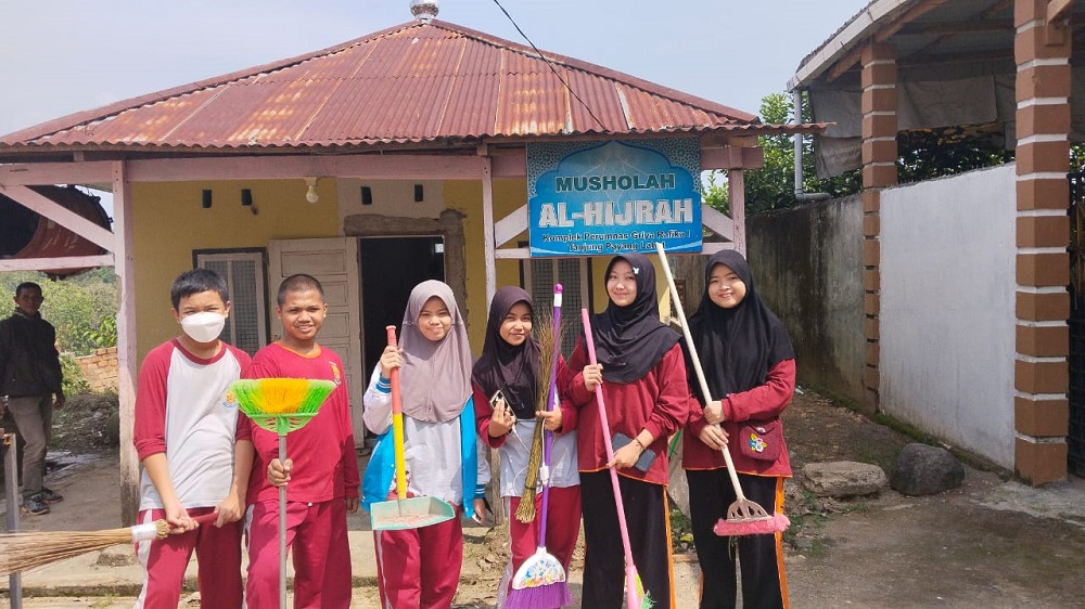 Realisasikan Program SMAN Sumatera Selatan Mengabdi, Siswa Siswi Asal Lahat Lakukan Kegiatan ini