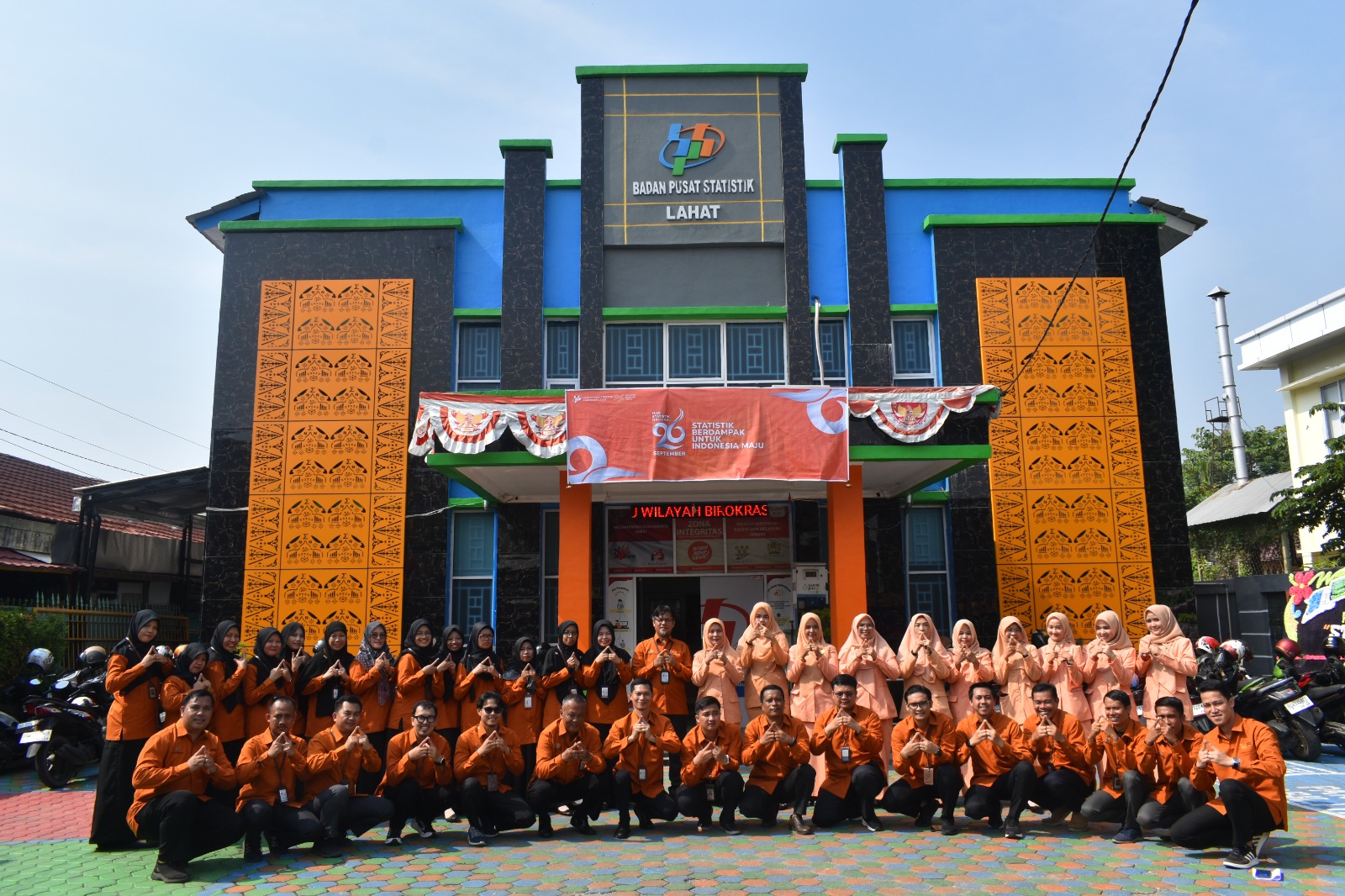 BPS Kabupaten Lahat Menggelar Apel Peringatan Hari Statistik Nasional