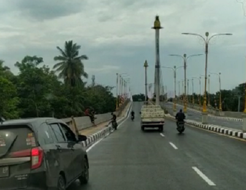 Mobil dari Lahat Sudah Bisa Lewat Pasar Kota Prabumulih, Pengendara Ucapan Terima Kasih