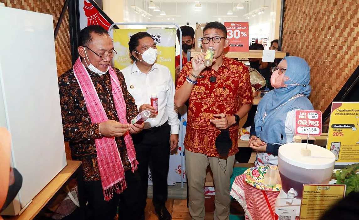 Manfaatkan LinkUMKM BRI, Produsen Minuman Ini Tingkatkan Ketrampilan dan Mampu Perluas Skala Usaha