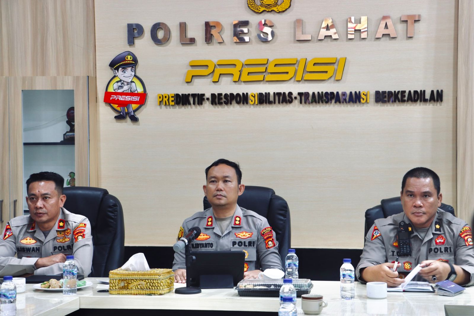 Kapolres Lahat Ikut Zoom Meeting Rapat Anev Program Polri dalam rangka Mendukung Asta Cita Pemerintah