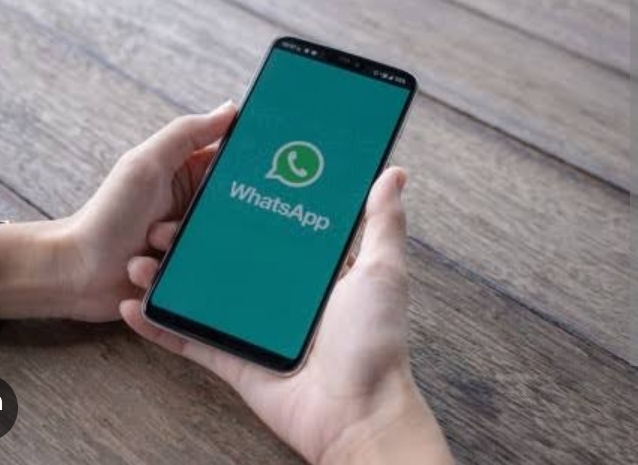 Mulai Hari ini Whatsapp Akan Tinggalkan HP Versi ini, Simak Cara Cek Versi HP Kamu disini