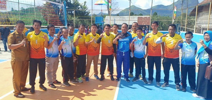 Bupati Lahat Cik Ujang Buka Open Turnamen Volly Ball Negeri Agung Cup