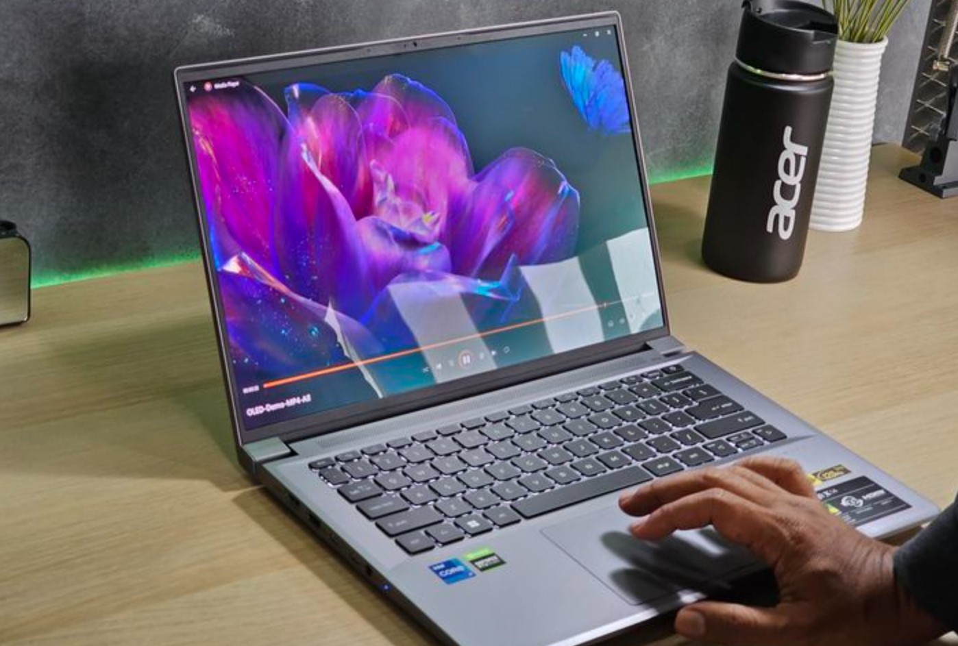 Multitasking Super Lancar, Rekomendasi Laptop Dengan RAM Super Besar 2024, Ada RAM 16 GB