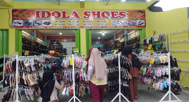 Trend Mewah dan Murah, Ada di Toko Sepatu Idola Lahat