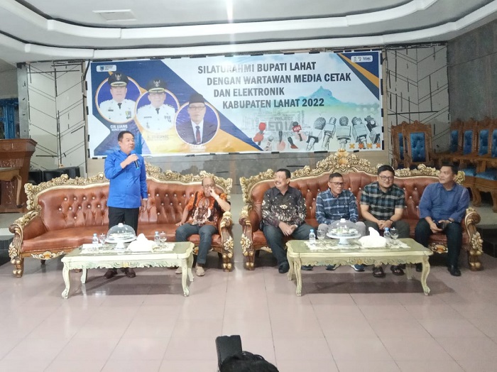 Silaturahmi Bupati Lahat Cik Ujang Bersama Awak Media Diagendakan 3 Bulan Sekali