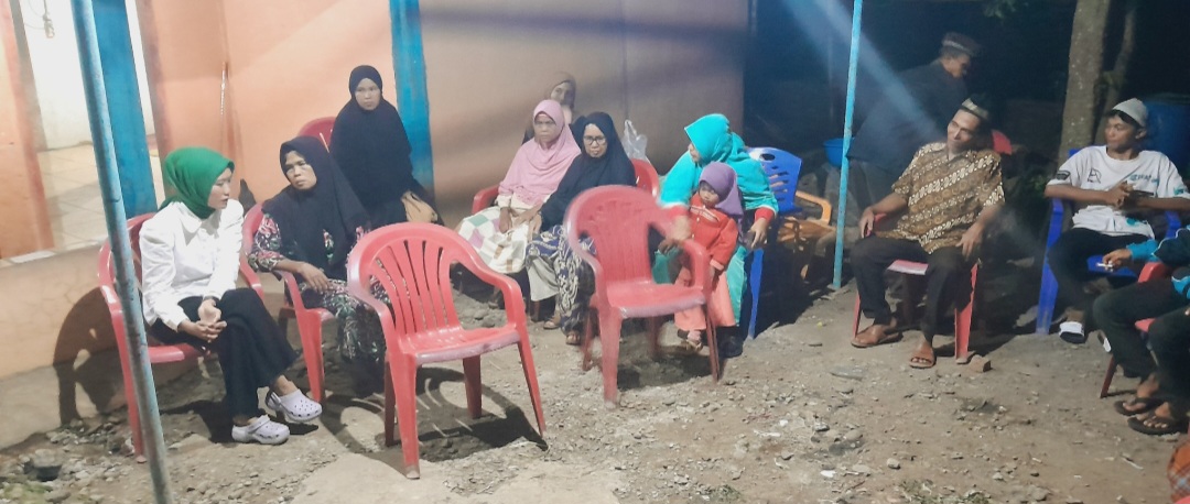 Cawabup Lahat Widia Ningsih Melayat Di Rumah Duka Almarhumah Winda di Kecamatan Pulau Pinang