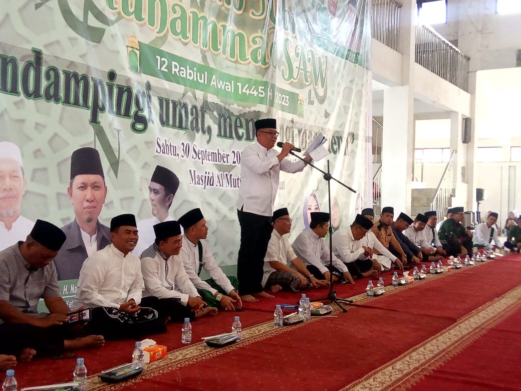 Bupati Lahat H Cik Ujang SH Hadiri Acara Maulid Nabi Muhammad SAW