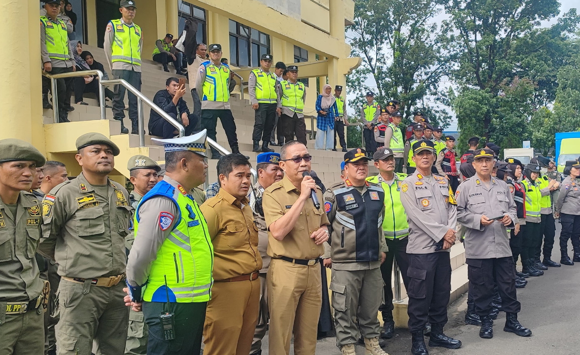 Polres Lahat Kawal Pengamanan Unjuk Rasa Forum Honorer, Ini Tuntutannya