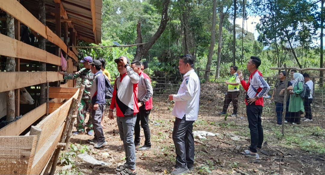 Giliran Desa Telatang Di Kunjungi Tim Monev Kecamatan Merapi Barat