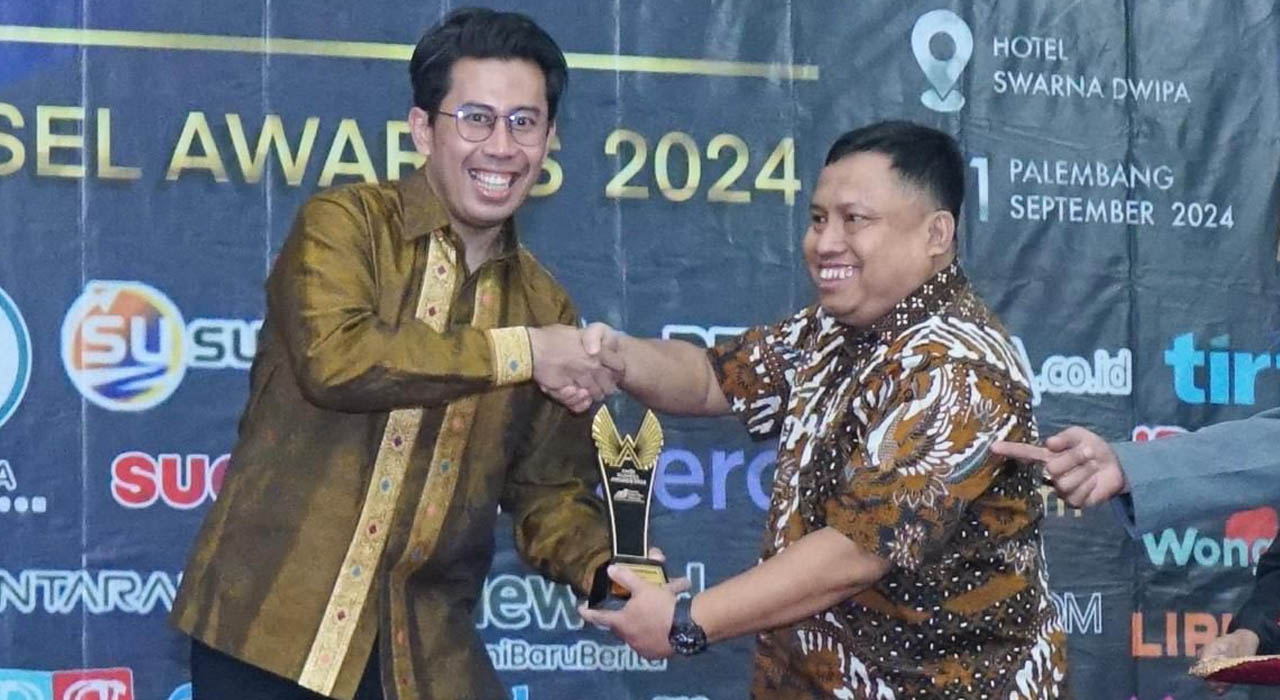 AMSI Sumsel Beri Anugerah Penghargaan CSR Terbaik kepada PLN UID S2JB