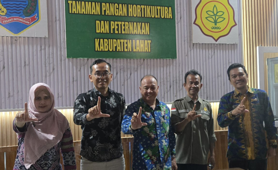 Dinas Tanaman Pangan Hortikultura dan Peternakan Lahat Kedatangan Peneliti dari Universitas Indonesia