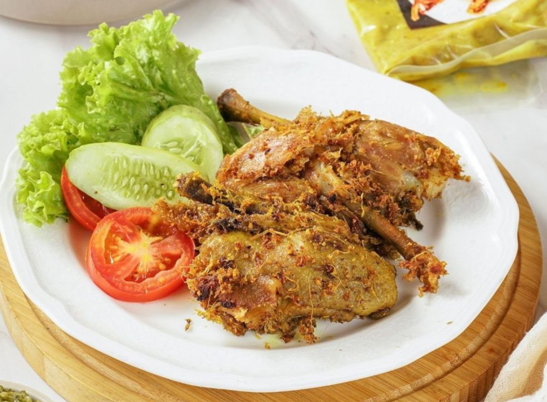 Resep Ayam Goreng Bumbu Ungkep, Gurih, Lembut dan Empuk Banget