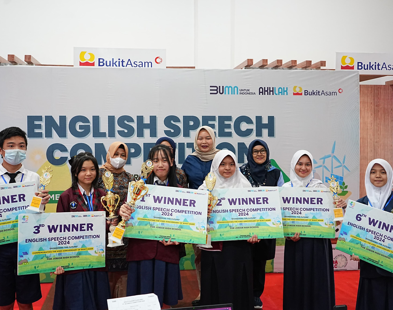Dukung Kemampuan Akademik Pelajar, Bukit Asam Hadirkan Lomba Cepat Tepat dan Speech Competition