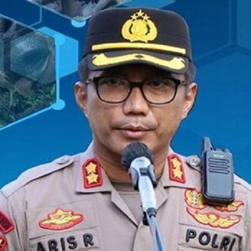 Kapolres Muara Enim Aris Rusdiyanto Dicopot