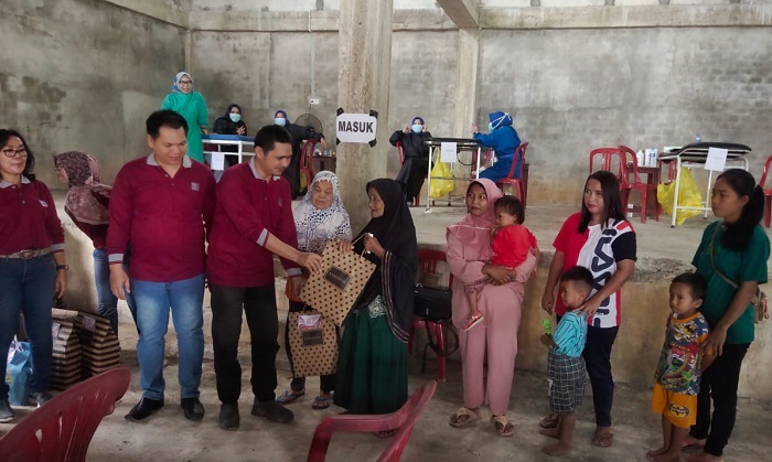 PT Budi Gema Gempita Gelar Khitanan Massal dan Bantuan Makanan Tambahan untuk Bayi Stunting dan Lansia