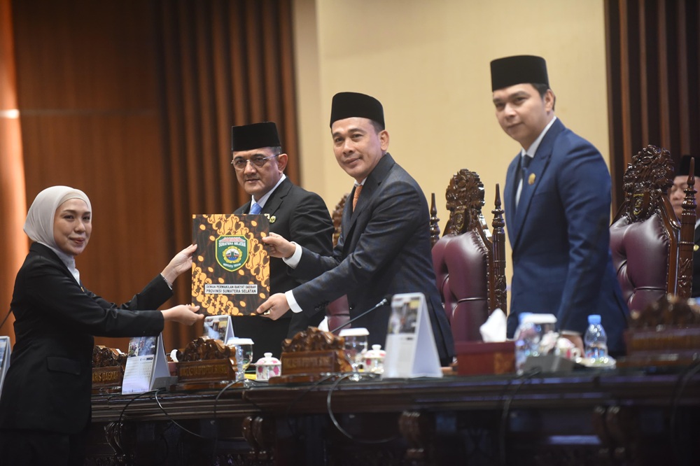 Rapat Paripurna XXI DPRD Sumsel Tetapkan 9 Ranperda 2025 dan Renja 2026