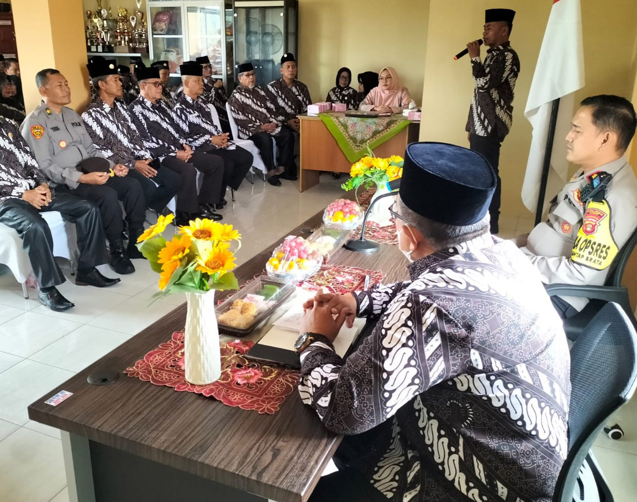 Persatuan Purnawirawan Polri PP Polri Cabang Lahat Menggelar Tasyakuran Menempati Kantor PP Polri Cabang Lahat