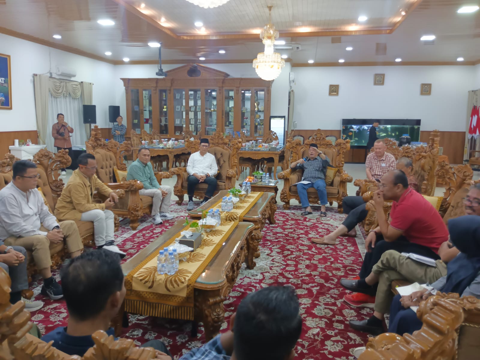 PT Lonsum dan Warga Palembaja Sepakat Perbaiki Jalan Kabupaten