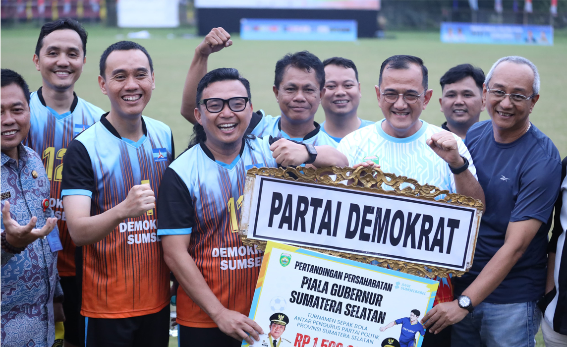 Sekda Edward Candra Tutup Turnamen Sepak Bola Antar Partai Politik se-Sumsel