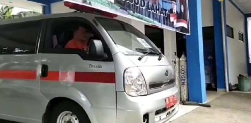 WOW RSUD Lahat memiliki layanan pengantaran ambulans gratis, yang diberi nama ini