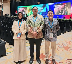 Siswi dan Guru SMK Negeri 1 Merapi Timur, Binaan PT SERD, Raih Juara 3 Lomba Esai Nasional di IIGCE 2025
