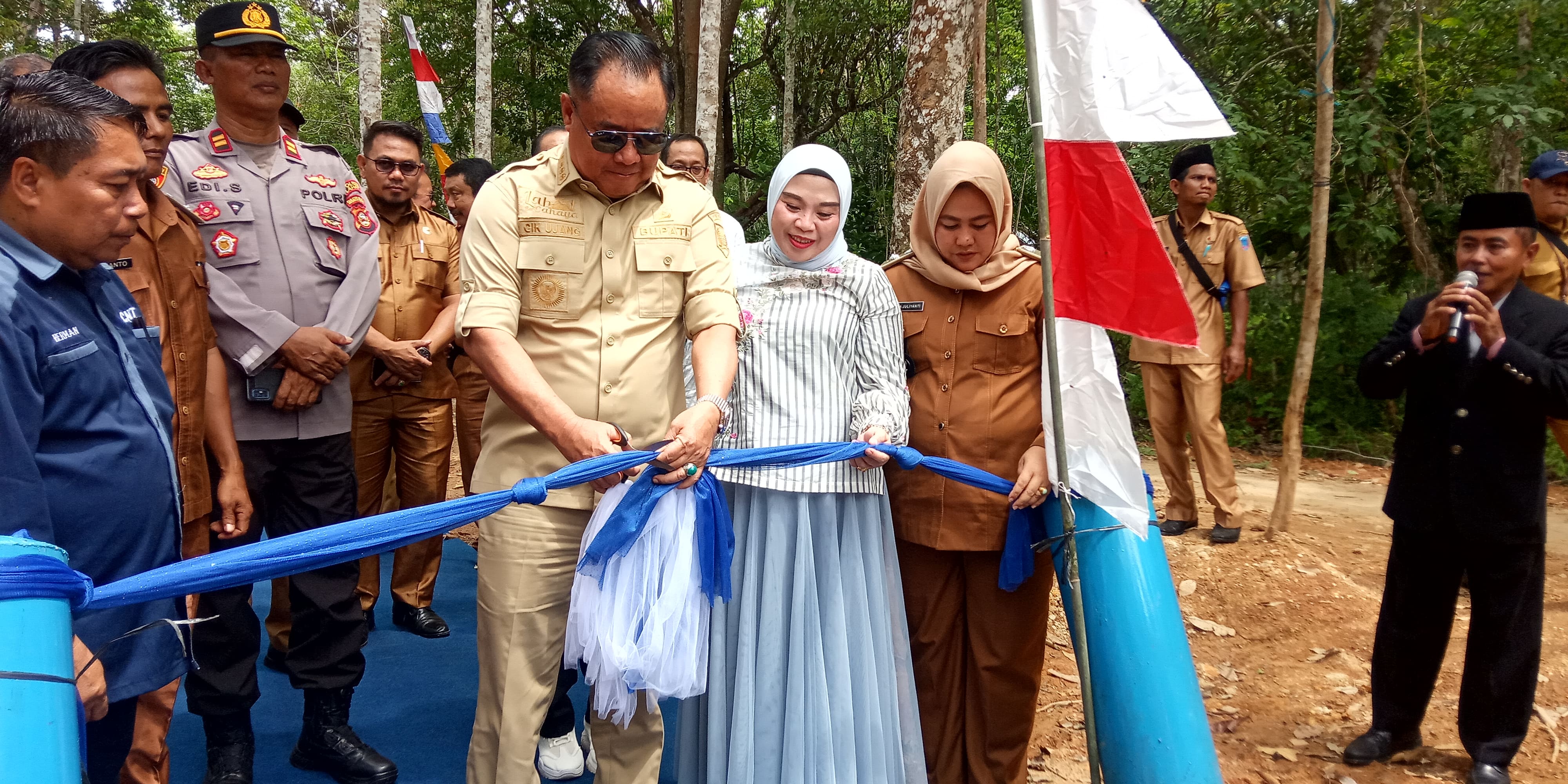 Puluhan Tahun Menanti, Akhirnya Terealisasi di Tangan Bercahaya Cik Ujang