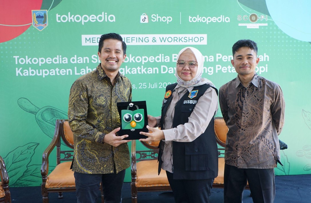 Dukung Pelaku Usaha Berbagai Industri, Tokopedia dan ShopTokopedia Bersama Pemkab Lahat Perkuat Komitmen ini 