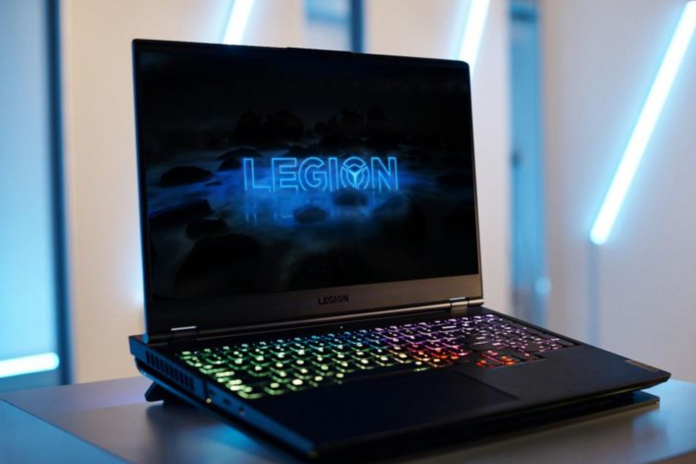 Laptop Gaming Lenovo Legion 7i, Laptop Mewah Berkapasitas Besar, Simak Speknya Disini