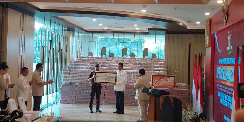 Belum Semuanya! Kejagung Hanya Pamerkan Uang Rp 2,4 Triliun dari Rp 13,255 Triliun Korupsi CPO