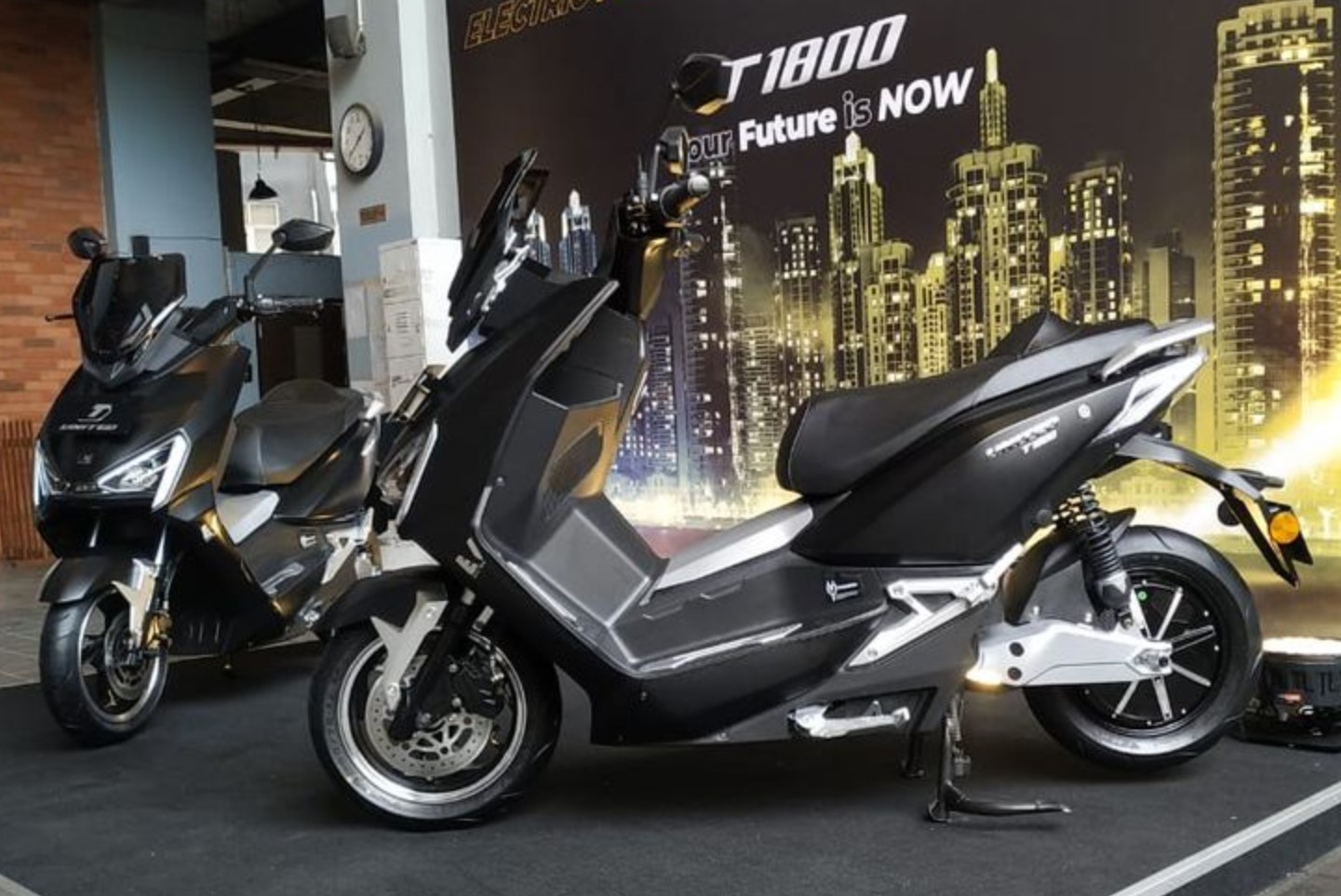 Desain Premium, Performa Mewah, Simak Spek dan Harga Motor Listrik United T1800, Bikin Percaya Diri dijalanan