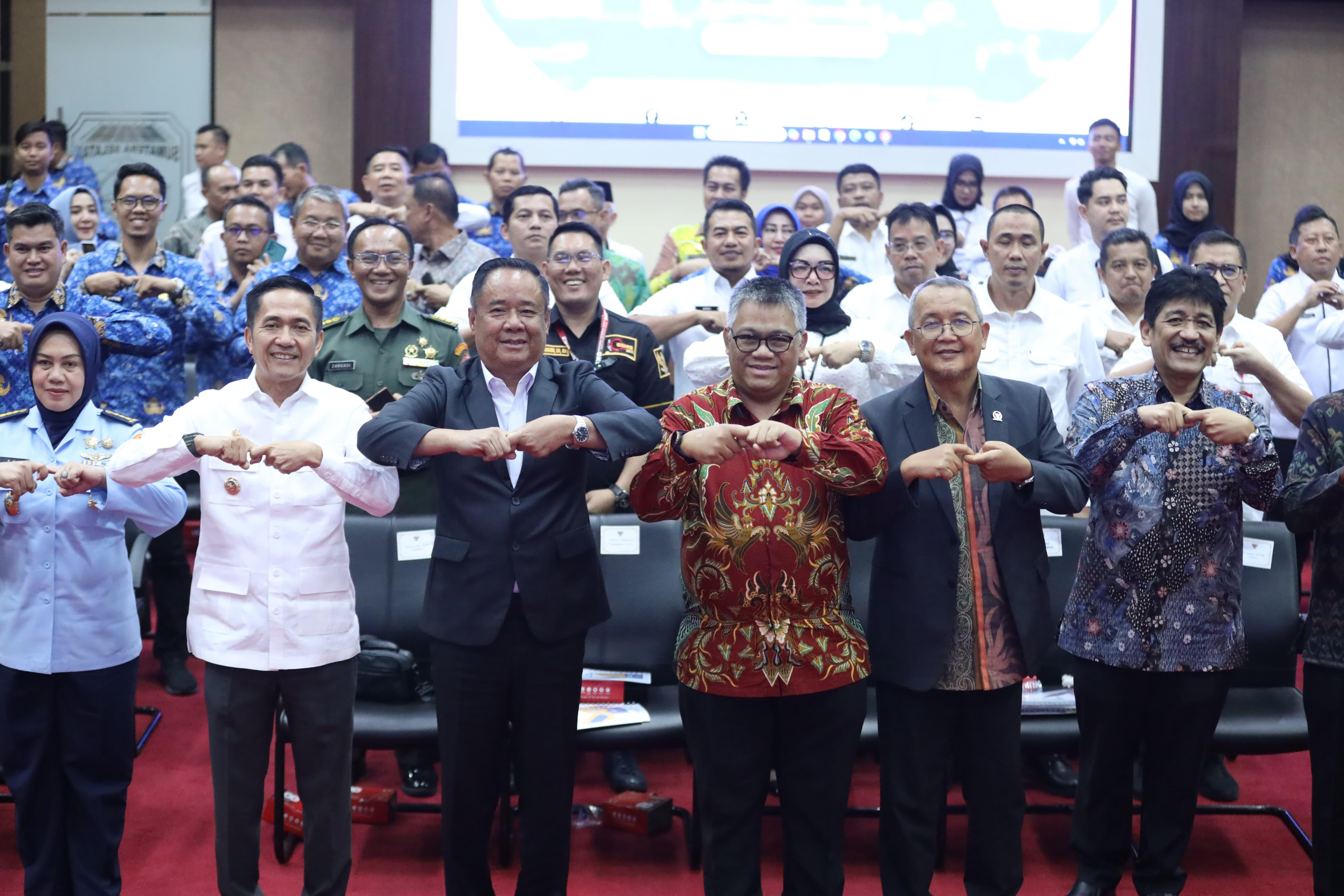 Pemprov Sumsel Sampaikan Aspirasi Perizinan dan Batas Wilayah kepada Komisi II DPR RI