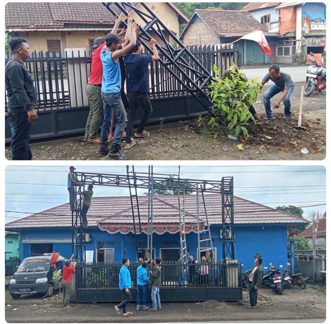 Kantor Desa Gunung Kembang Akan Semakin Lengkap Dengan Pemasangan Papan Nama Lembaga Desa