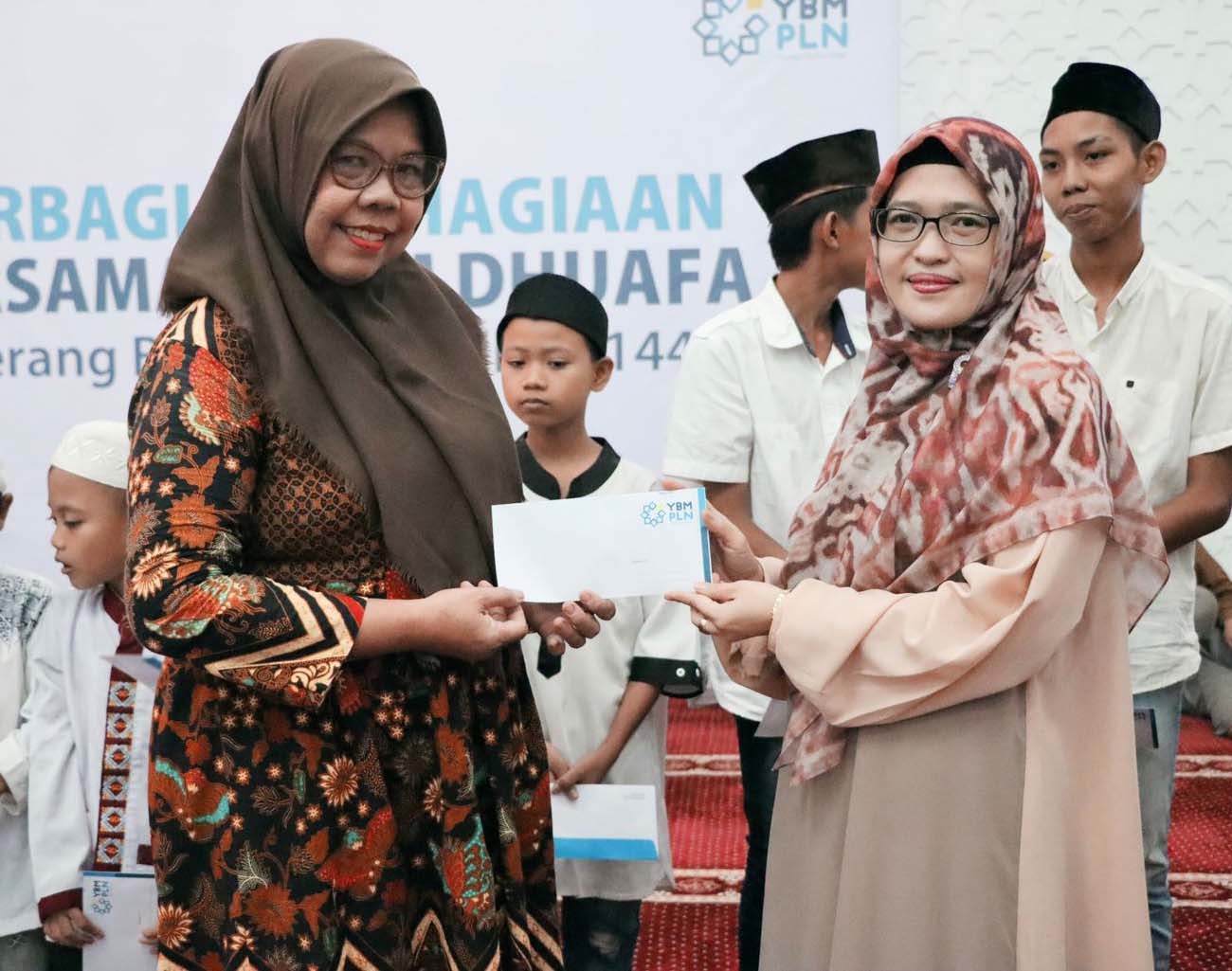 Yayasan Baitul Maal PLN UID S2JB Berbagi Kebahagiaan Bersama Yatim Dhuafa di Bulan Ramadhan